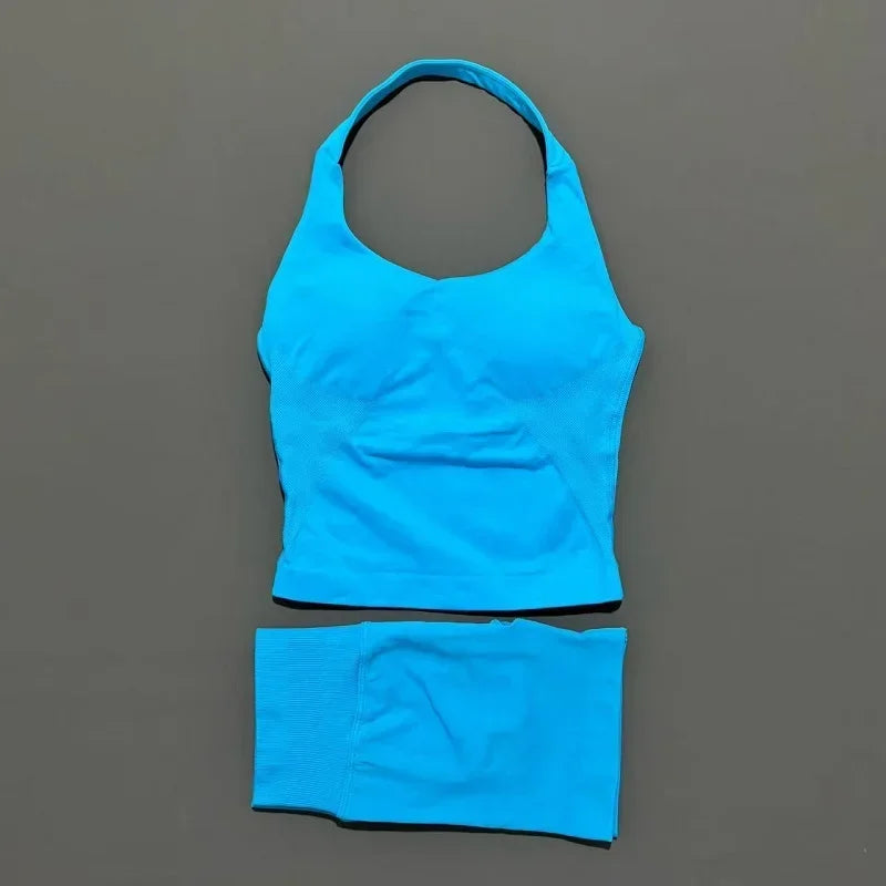 Women's 2-Piece Yoga Set – Halter Top & Hip-Lifting Leggings