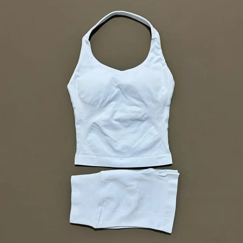 Women's 2-Piece Yoga Set – Halter Top & Hip-Lifting Leggings